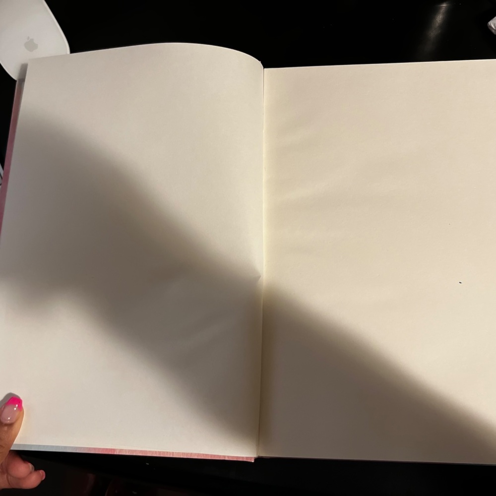 Sketch Book - Picture 4 of 4